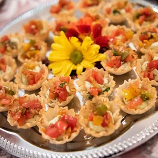Pesto Cream Cheese Bruschetta Tartlets (Inspire Wedding Show 2020)