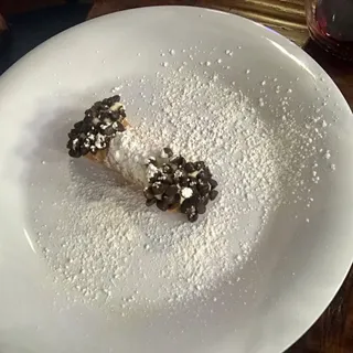 Chocolate Chip Cannoli