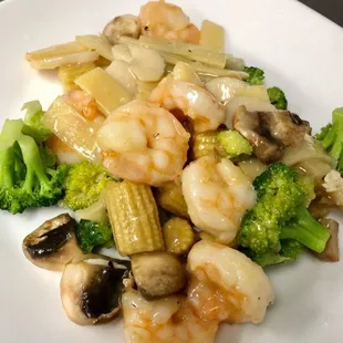 food, ramen and noodles