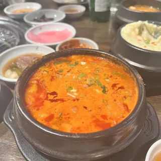 Budae Jjigae (Army Stew)