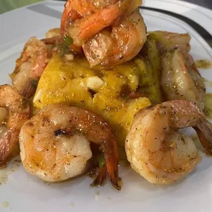 Mofongo con Camarones al Ajillo / Smashed Fried Green Plantain with Garlic Shrimp