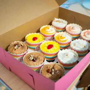 12 Cupcake box