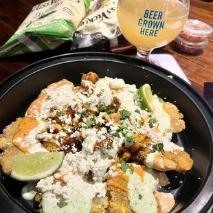 Tostón nachos (chicken)