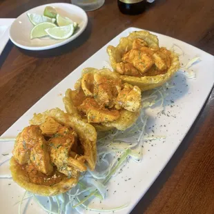 Tostones rellenos de pollo