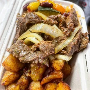 Bistec Encebollado