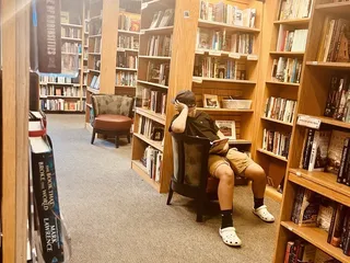 Poor Richard's Bookstore