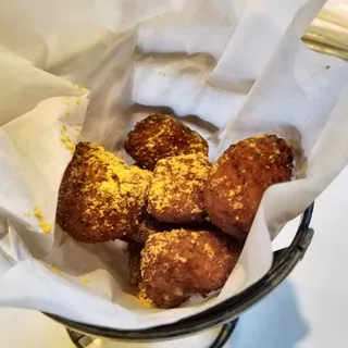 Homemade Mac and Cheese Bites