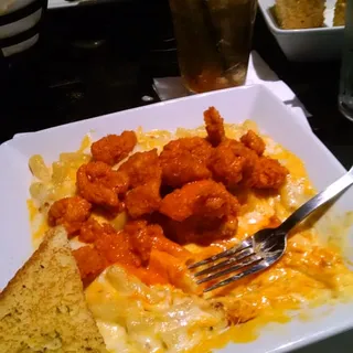 Buffalo Chicken Mac and Cheese
