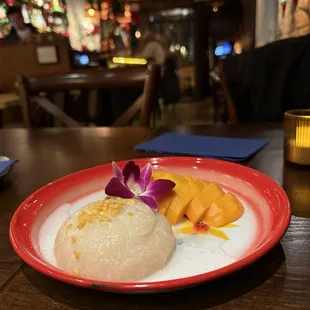 Mango &amp; Sweet Sticky Rice