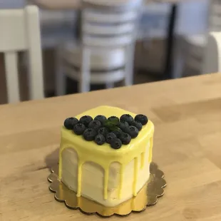 Lemon Blueberry Cake