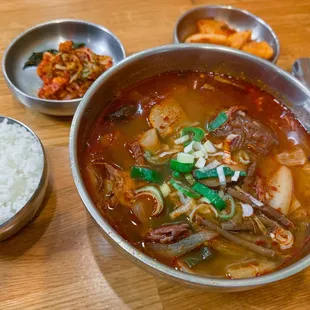 Spicy beef soup