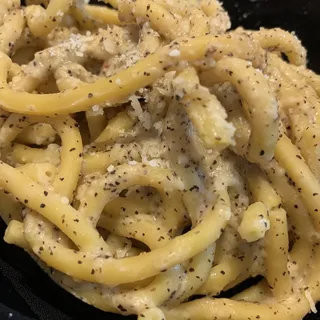 Bucatini Cacio E Pepe