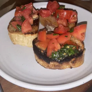 Marinated Tomatoes, Garlic, and Basil Bruschetta