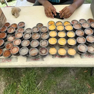 4 sauces to choose from