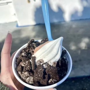Twist soft serve with Oreos