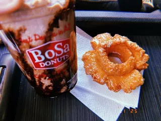 Bosa Donuts