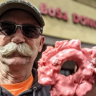 Lonny (aka @donutduster) with a strawberry old fashioned donut
