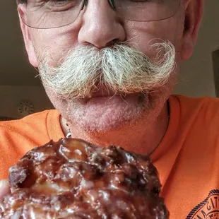 Lonny (aka @donutduster) with a delicious cherry fritter.