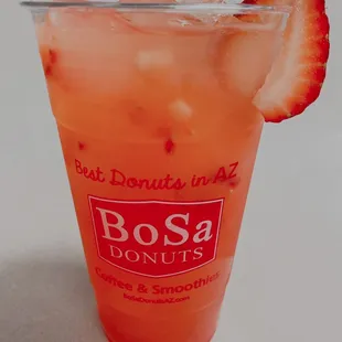 Strawberry lemonade