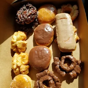 Applefritters, filled , sour cream