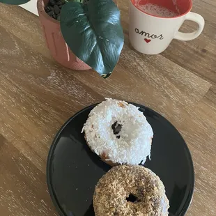 Single Cake Donut Vanilla Coconut  Crumbs