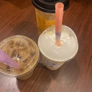 dessert, drink