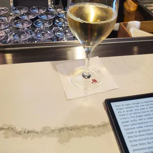 oysters and mussels, drink