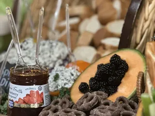 Metro City Restaurant & Bar