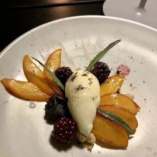 Paonia Peaches & Corn