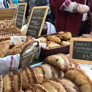 Those are some good looking pastries.