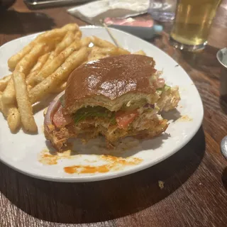 BUFFALO RANCH CHICKEN SANDWICH