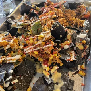 CHICKEN ELOTE NACHOS