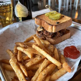 BBQ Pulled Pork Sandwich
