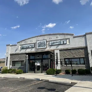 the front of bosque brewing