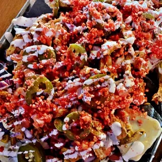 CHICKEN ELOTE NACHOS