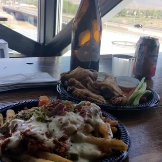 BACON-GREEN CHILE QUESO FRIES