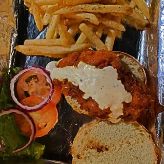 BUFFALO RANCH CHICKEN SANDWICH