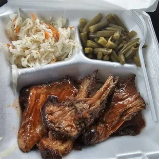 Brisket with spicy sauce (?) Green beans and vinegar slaw