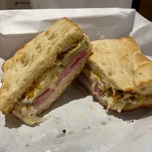 Cubano