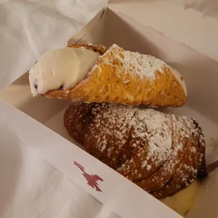 Classic Cannoli