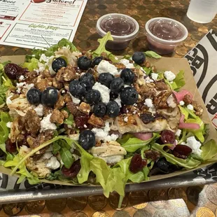 Berry pecan salad