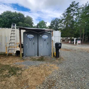Port-a-potties