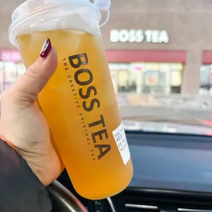 Iced passion fruit green tea with regular ice and sugar. It's flavorful just how I like it 10/10