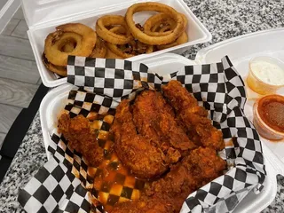 Hot Chicks Wings House