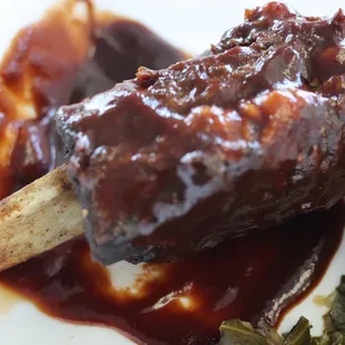 Beef Short Rib Lunch Special w/ Collard Greens + Dinner Roll