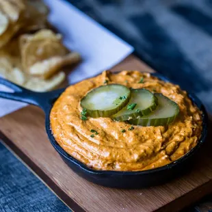 Spicy chicken + cheese dip