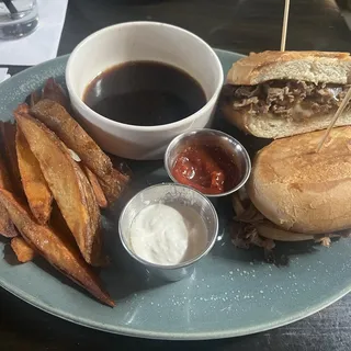 PRIME RIB DIP
