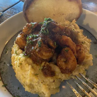 SHRIMP AND GRITS