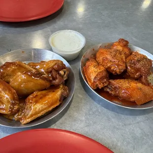 Mango Habanero, hot Lemon Pepper