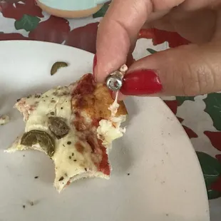 Screw found a pizza slice